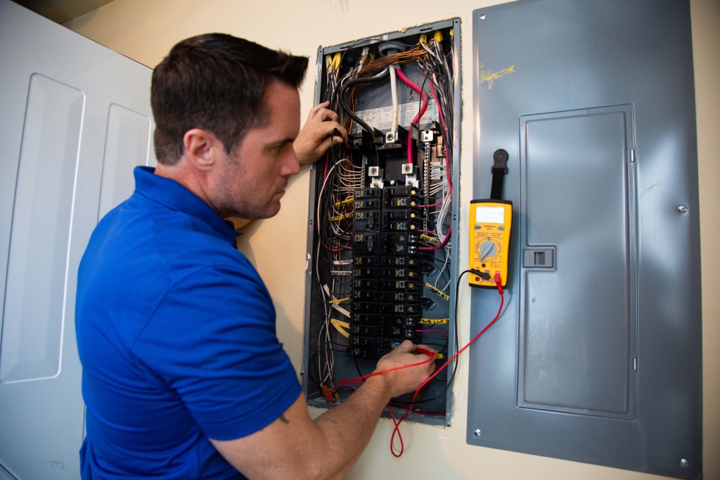 How to Upgrade an Electrical Panel | Expert Services